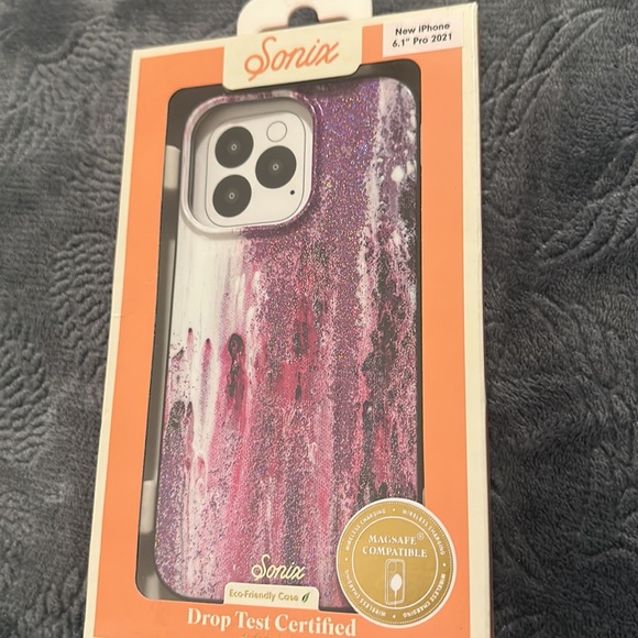 Sonix Phone Case for iPhone 13 Pro Purple Rain Sonix Works With MagSafe - Picture 4 of 4